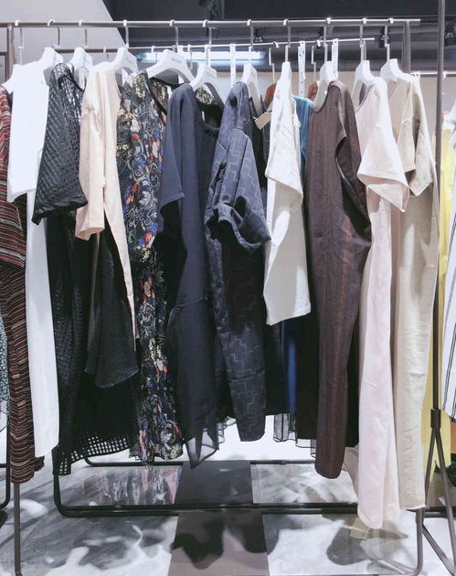 杭州品牌女裝折扣店鄭州買大碼女裝的地方杭州服裝廠家批發貨源