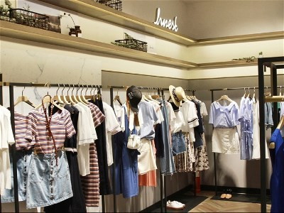 零經(jīng)驗開品牌折扣店，如何避開服裝輔料銷售虧損陷阱？